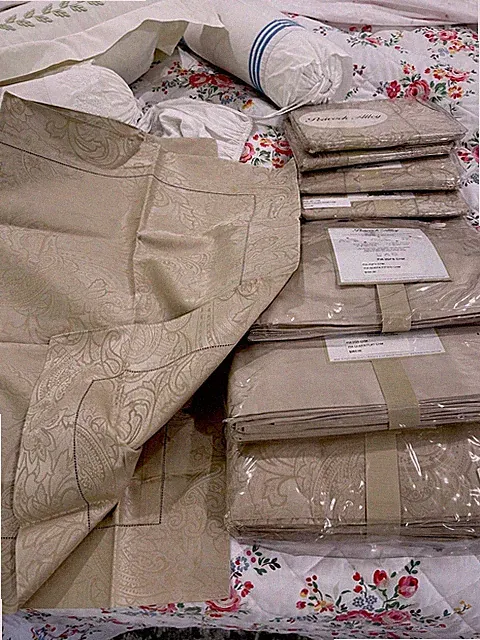 $2185 Peacock Alley Italy NWT (8)pc Queen Set Sheets Duvet 540TC Jacquard