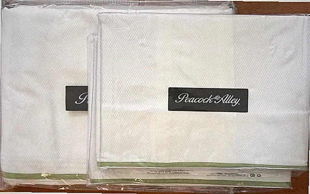 NIP Peacock Alley Pique II Queen Duvet & Euro Shams, White W/ Meadow Green