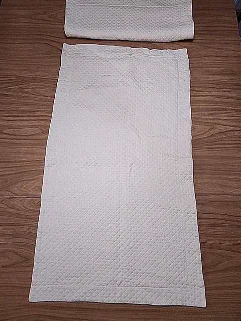Pair Of Peacock Alley King Pillow Cases 100% Egyptian Cotton Cream 37x21 Quilted