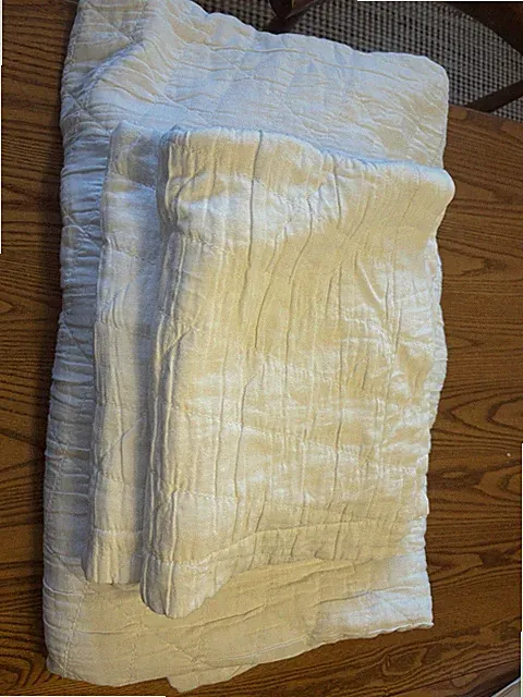 Peacock Alley Queen Quilt and Sham Set White